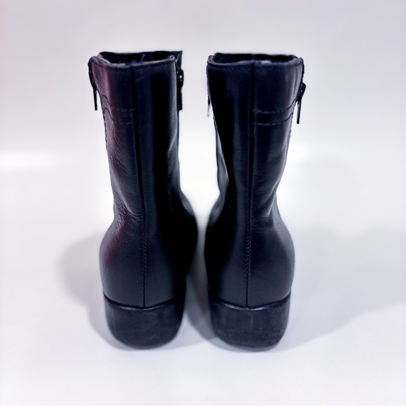 MARTINO Black Leather Lindsay Waterproof Ankle Boots | Size 6 * - Picture 6 of 7